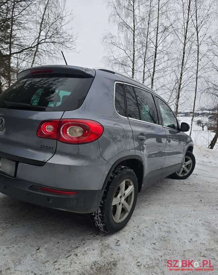 2008' Volkswagen Tiguan photo #6