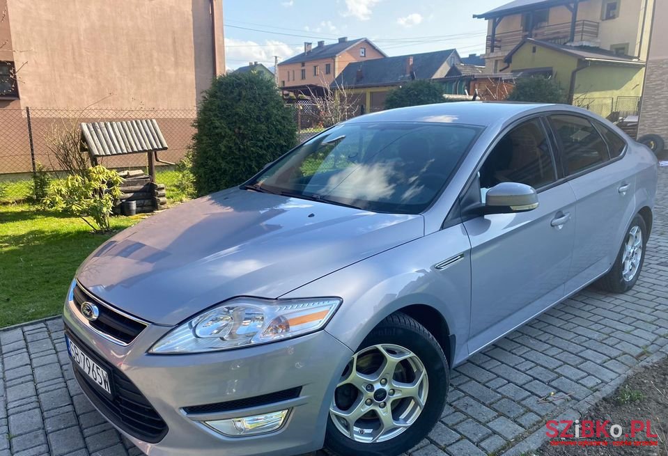 2010' Ford Mondeo photo #1