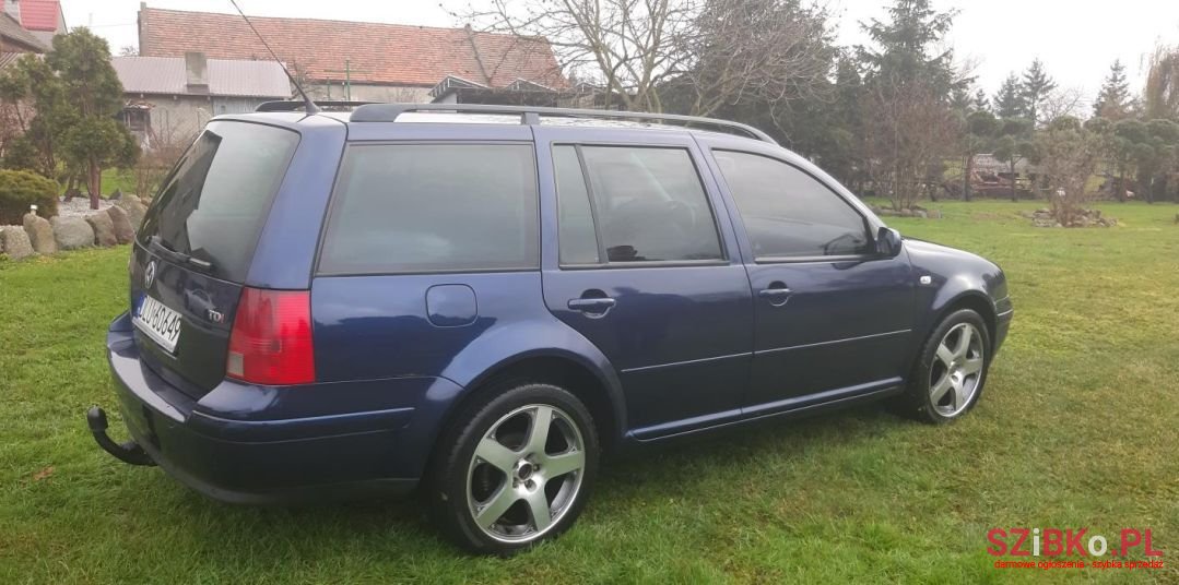 2006' Volkswagen Golf photo #1