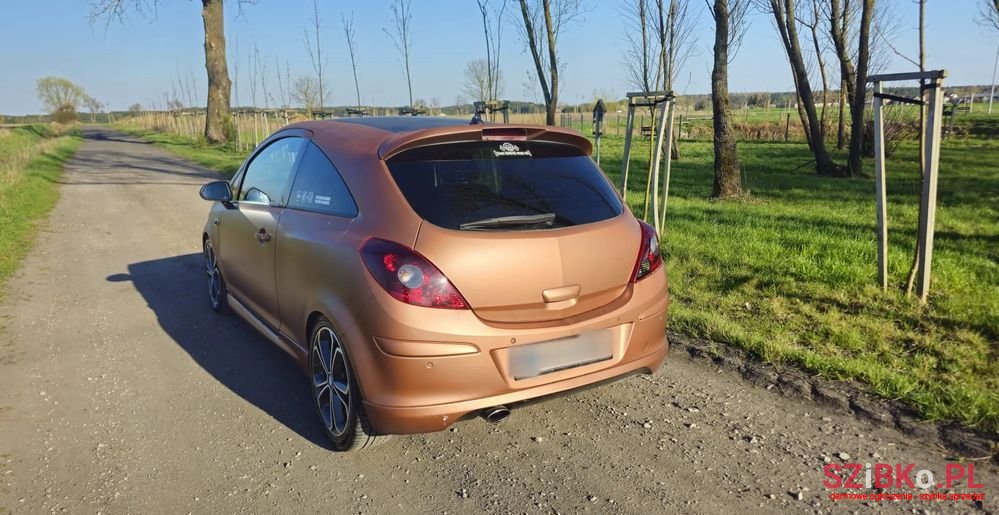 2013' Opel Corsa photo #2