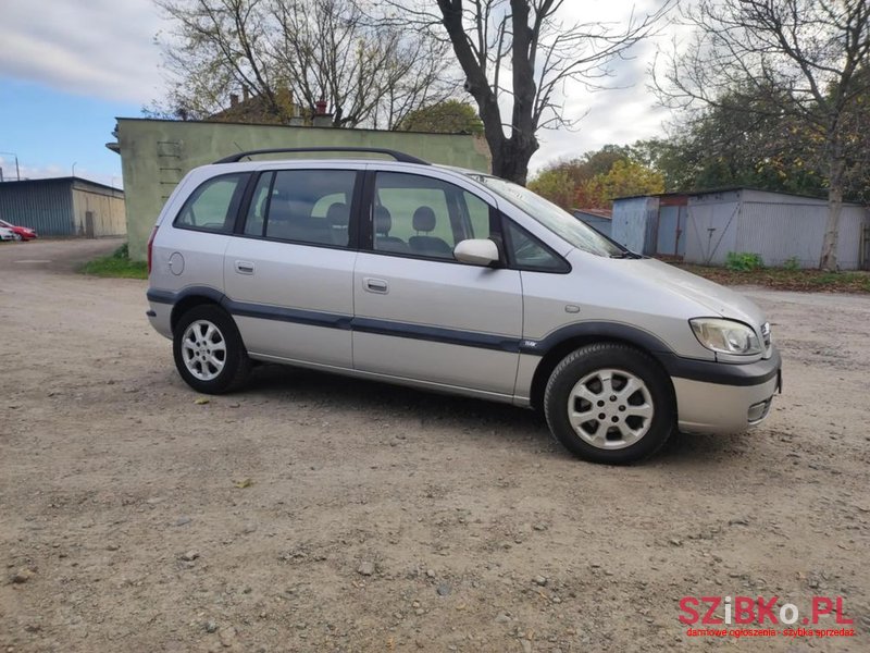 2005' Opel Zafira photo #4