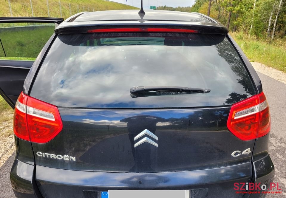 2007' Citroen C4 Picasso photo #6