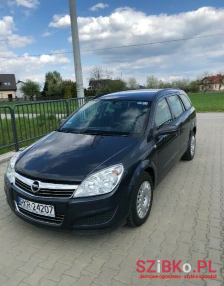 2009' Opel Astra photo #1