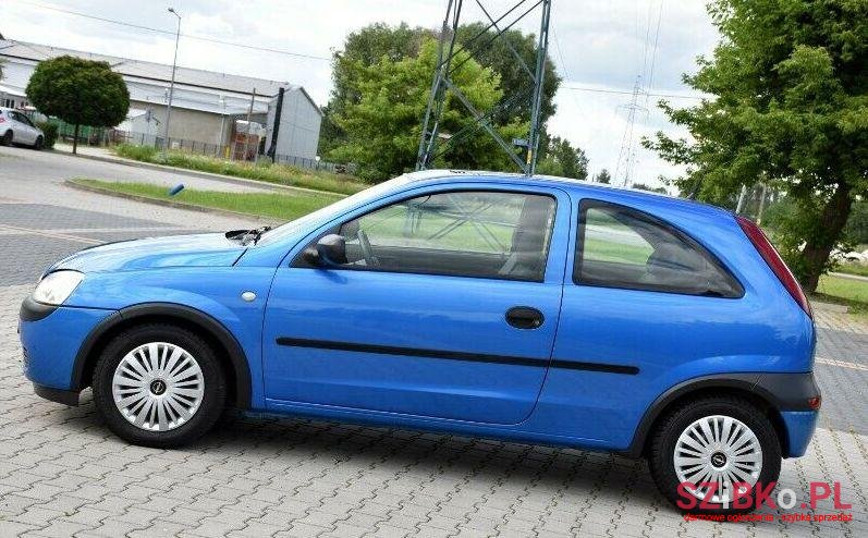 2002' Opel Corsa photo #1