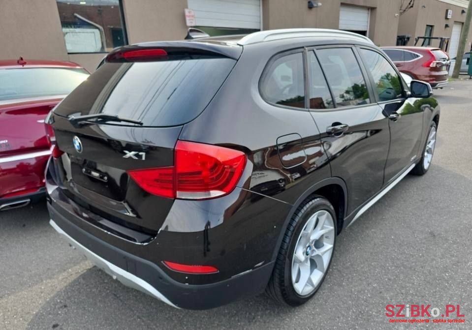 2015' BMW X1 photo #2