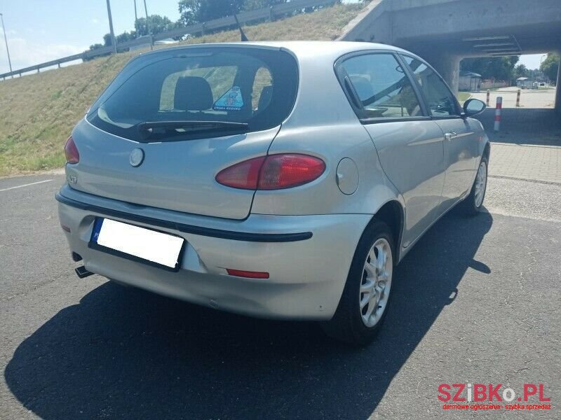 2003' Alfa Romeo 147 photo #4