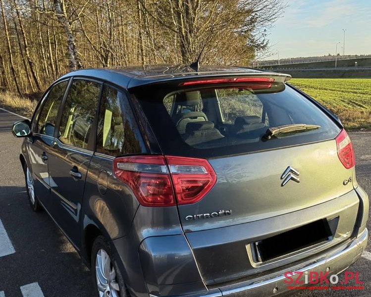 2009' Citroen C4 Picasso photo #3