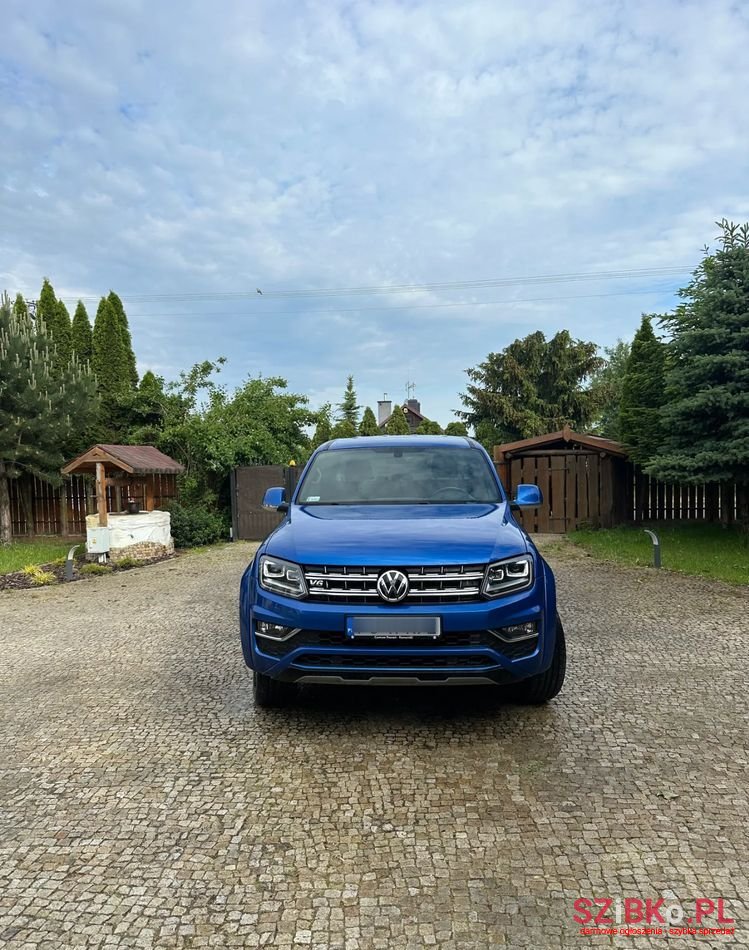 2020' Volkswagen Amarok photo #1