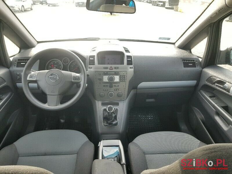 2006' Opel Zafira photo #4