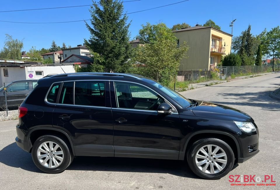2009' Volkswagen Tiguan photo #4
