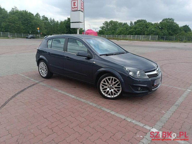 2009' Opel Astra photo #3