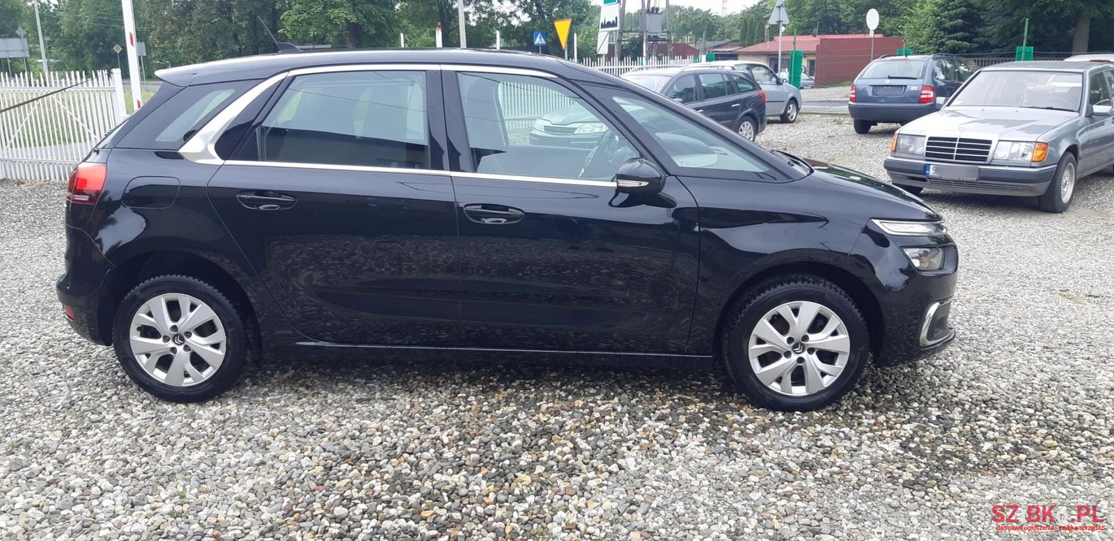 2016' Citroen C4 Picasso photo #6