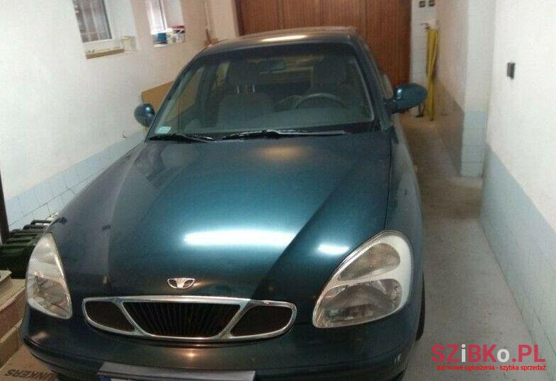 2001' Daewoo Nubira photo #1