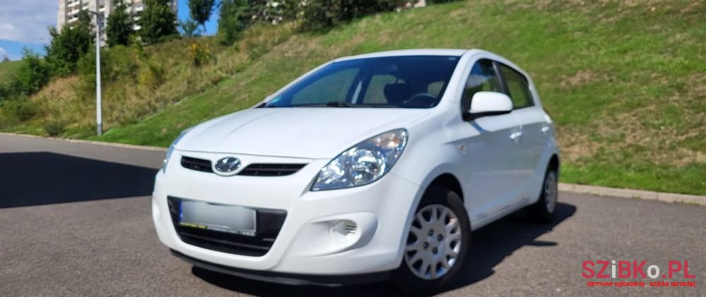 2010' Hyundai i20 1.2 Comfort photo #5