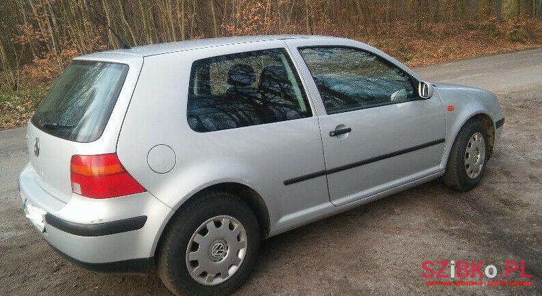 1998' Volkswagen Golf photo #1