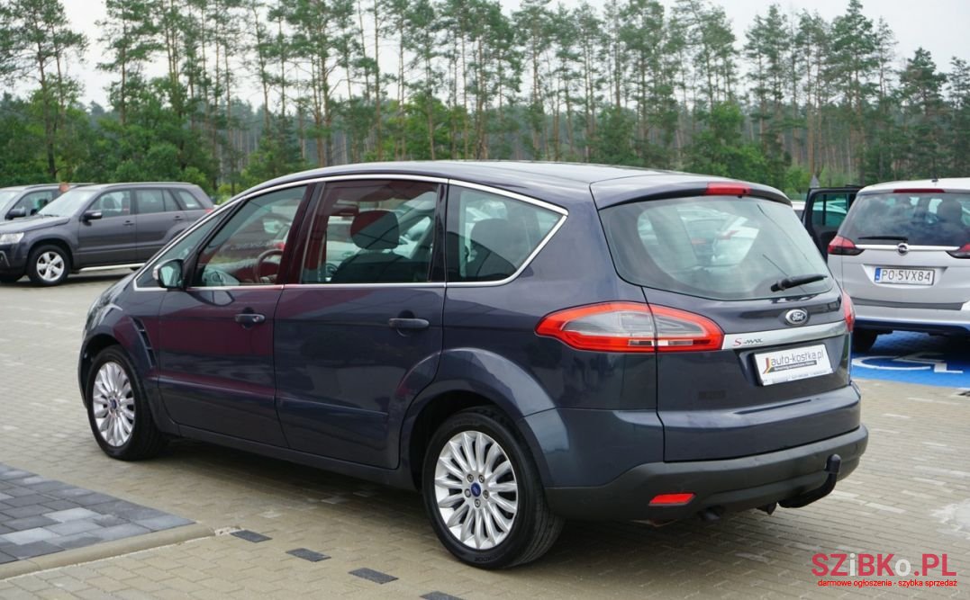 2010' Ford S-Max photo #3