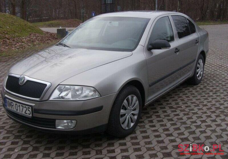 2007' Skoda Octavia photo #1