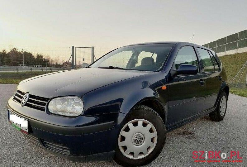 1998' Volkswagen Golf photo #1