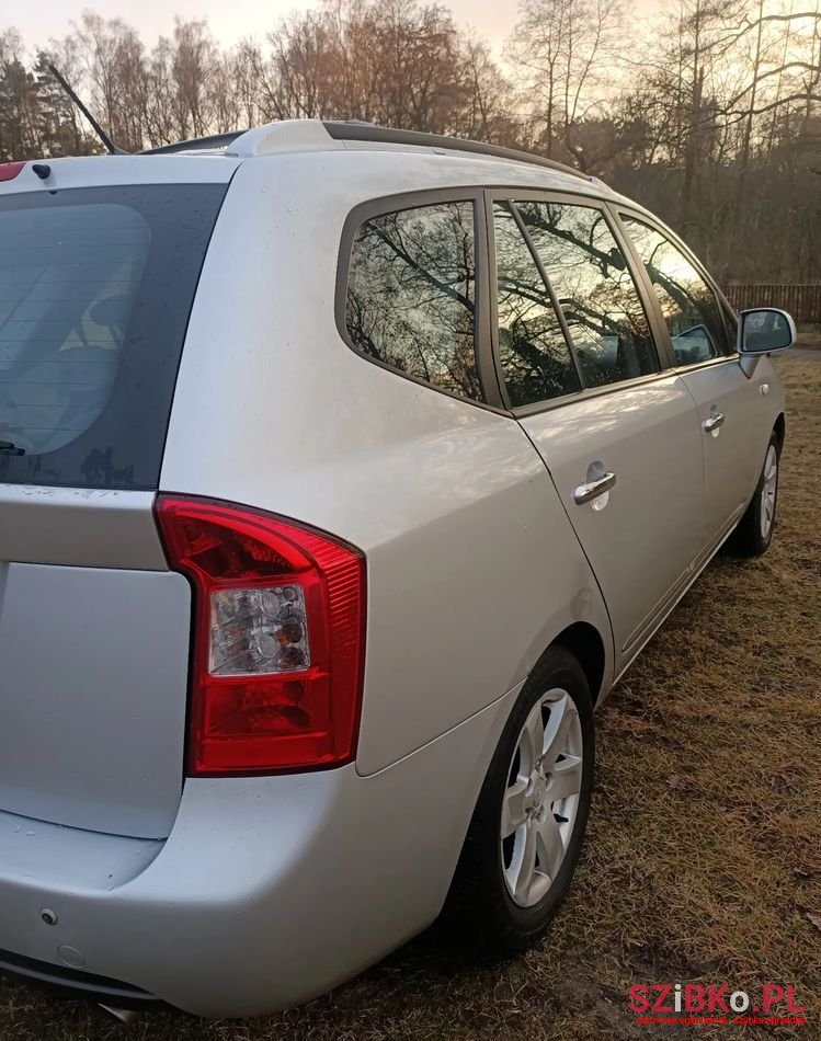 2007' Kia Carens photo #4