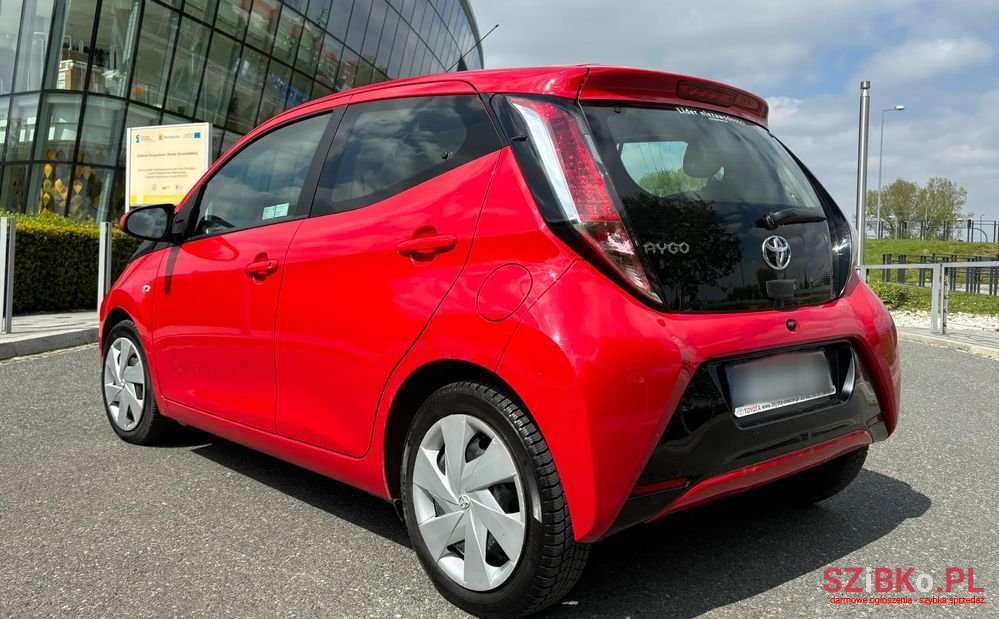 2017' Toyota Aygo photo #5