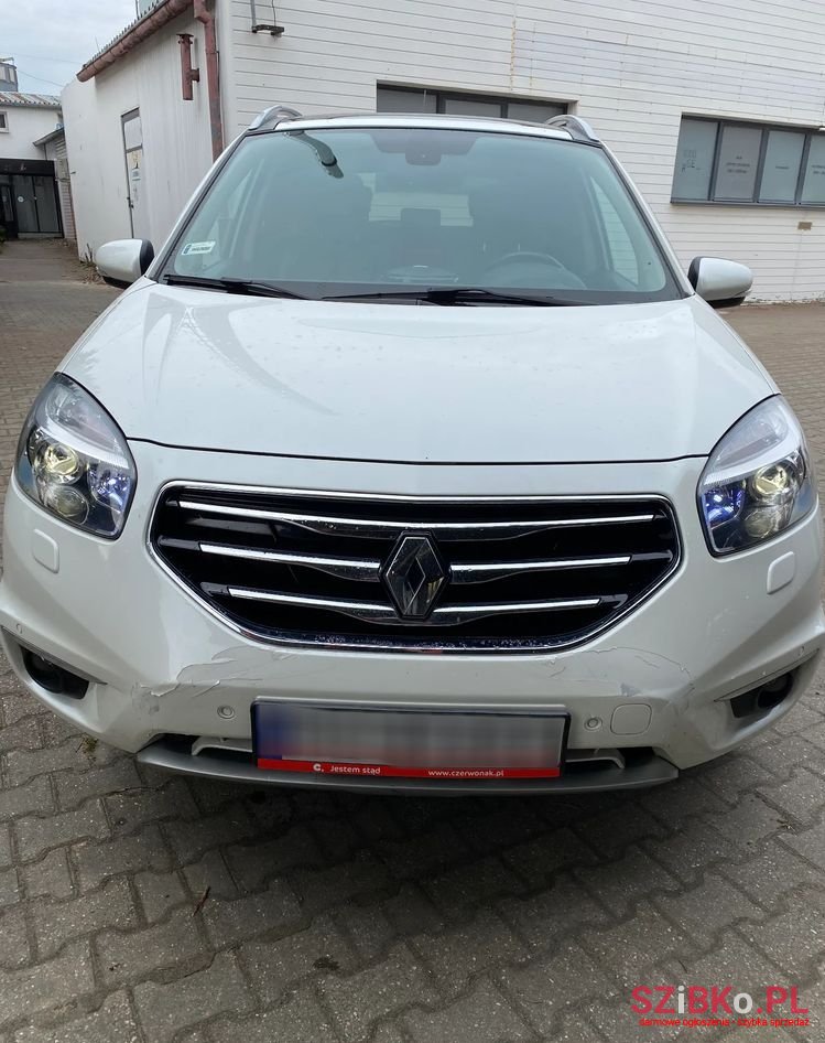 2012' Renault Koleos photo #2