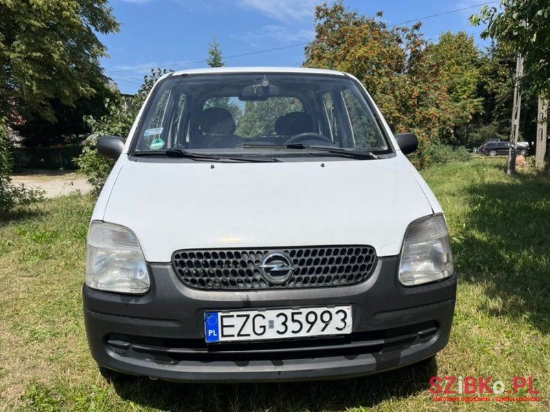 2002' Opel Agila photo #1