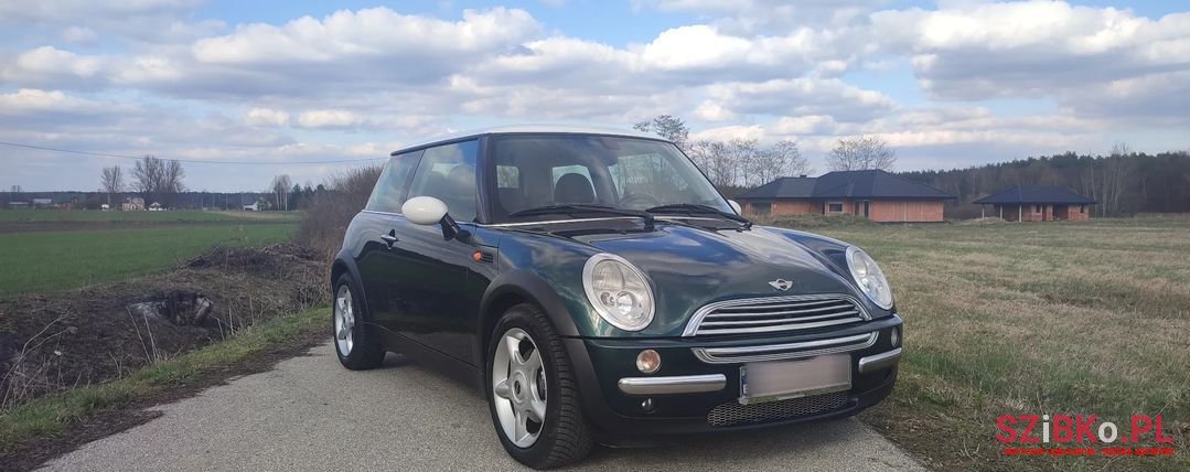 2004' MINI Cooper photo #2