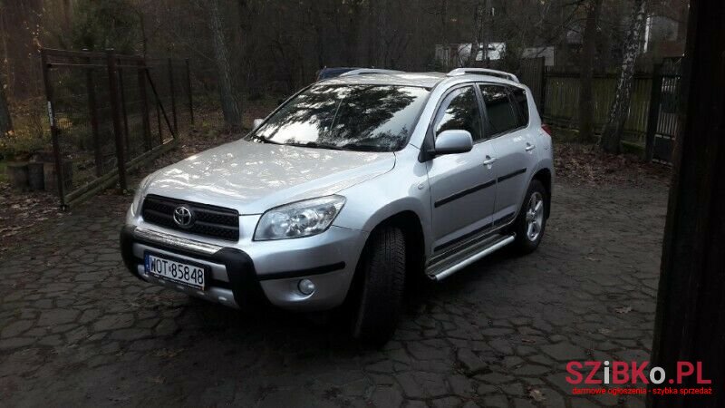 2007' Toyota RAV4 photo #1