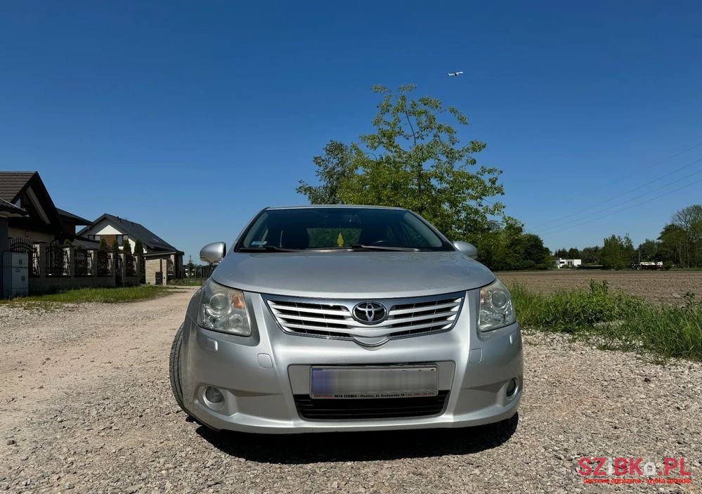 2009' Toyota Avensis photo #4