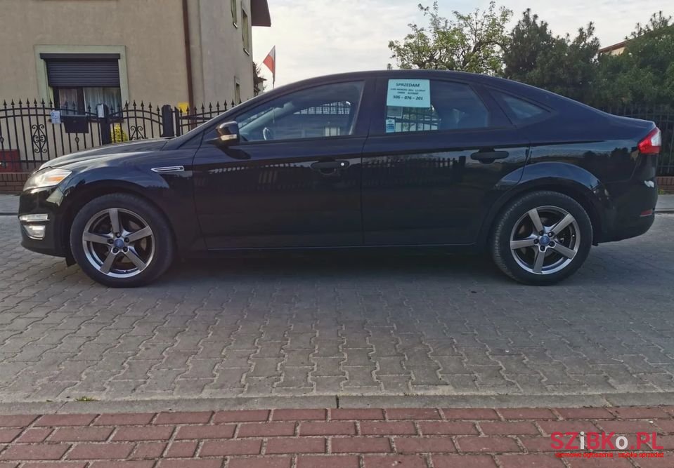 2014' Ford Mondeo photo #3