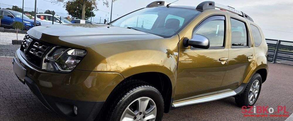 2016' Dacia Duster Sce 115 4X2 Prestige photo #1
