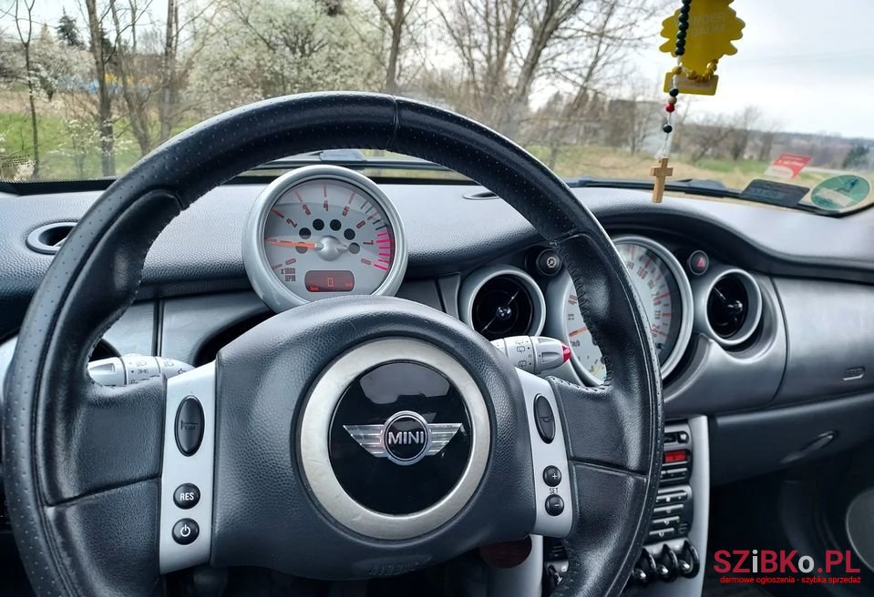 2003' MINI Cooper photo #5