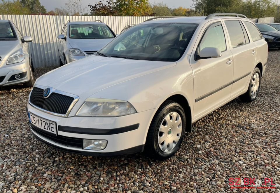 2007' Skoda Octavia photo #1