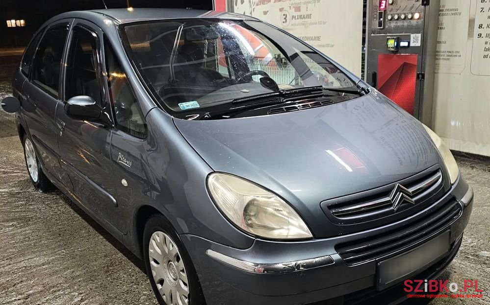 2008' Citroen Xsara Picasso photo #2