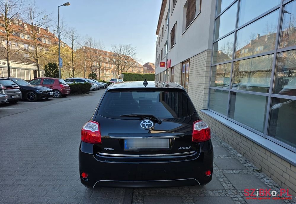 2012' Toyota Auris 1.6 Premium Start photo #6