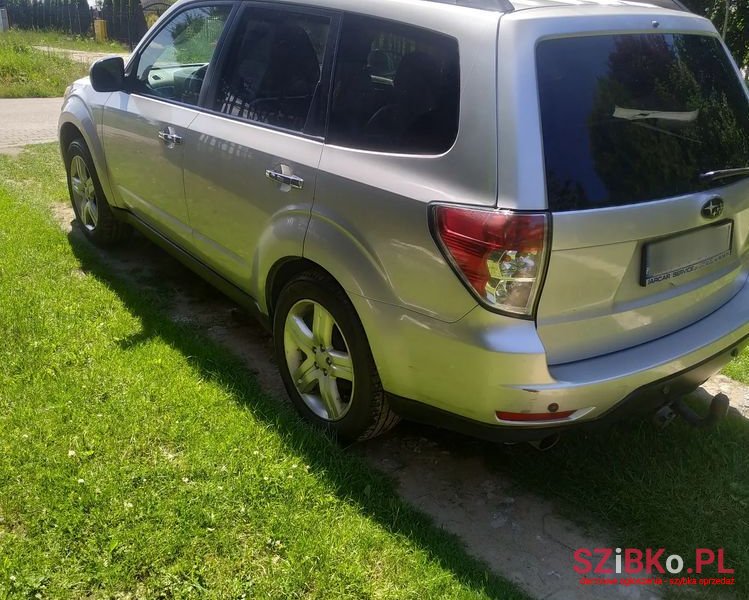 2010' Subaru Forester 2.5 X Limited photo #5