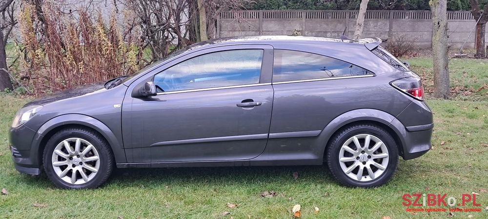 2009' Opel Astra photo #3