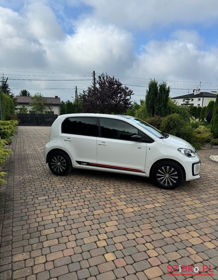 2018' Volkswagen Up! 1.0 High photo #3