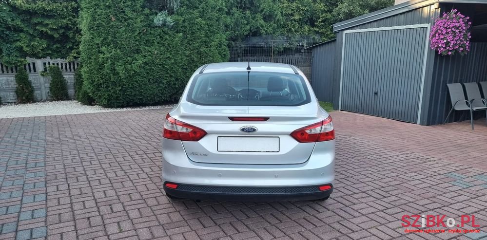 2011' Ford Focus 1.6 Ti-Vct Titanium photo #5