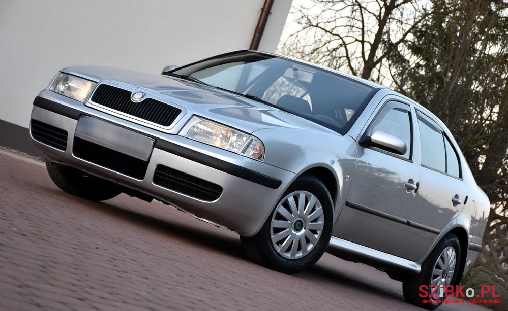 2007' Skoda Octavia 1.6 Tour photo #2