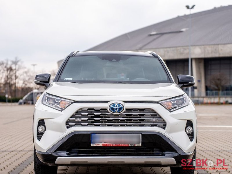 2020' Toyota RAV4 photo #3
