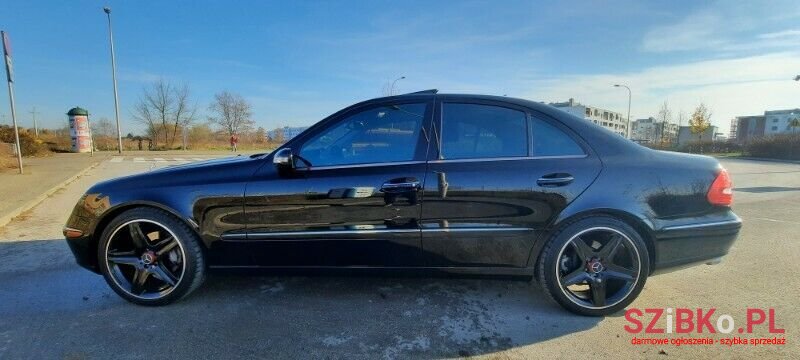 2003' Mercedes-Benz Klasa E photo #1