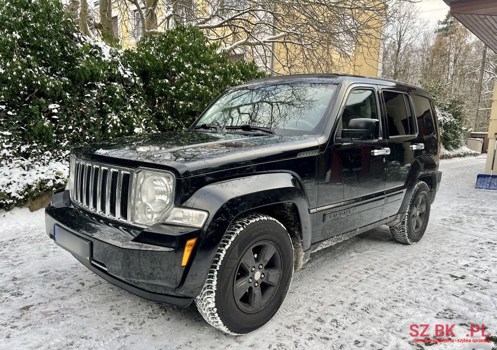 2008' Jeep Liberty 3.7 4X4 photo #1