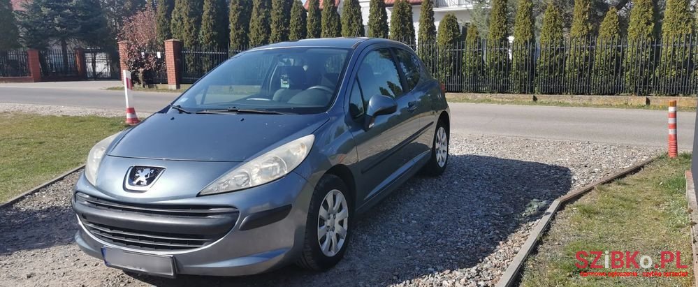 2007' Peugeot 207 photo #2