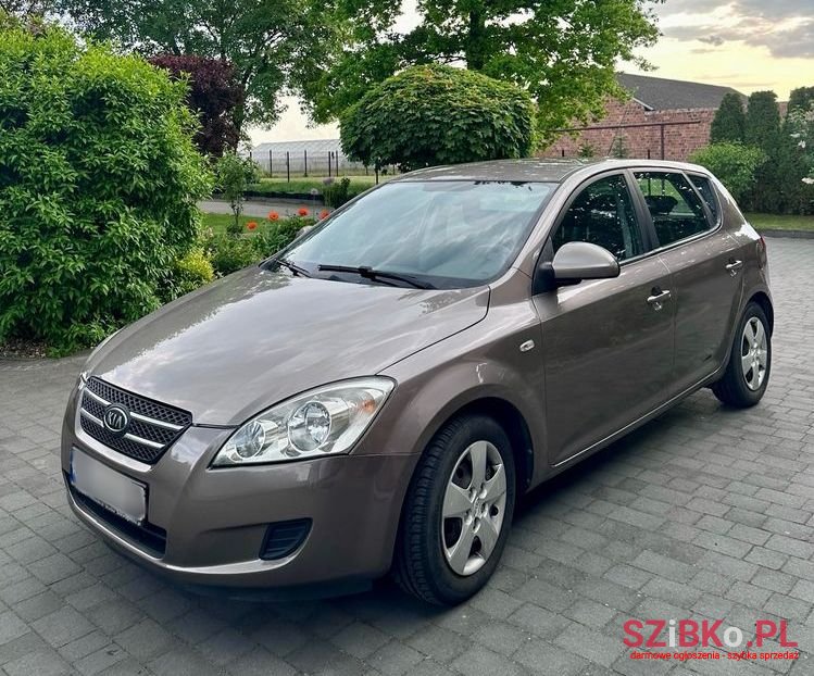 2007' Kia Ceed photo #1