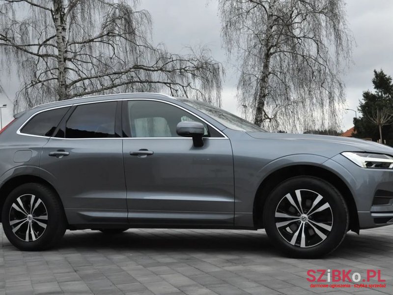 2019' Volvo Xc 60 D3 Momentum Pro photo #3