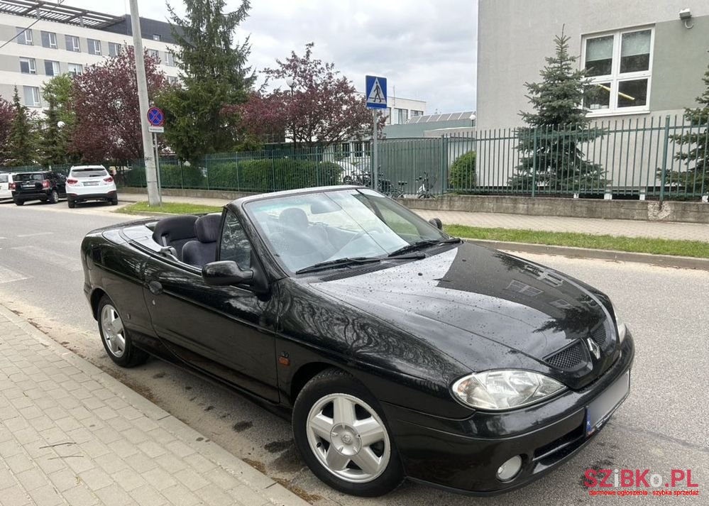 1999' Renault Megane Cabrio 1.6 photo #2
