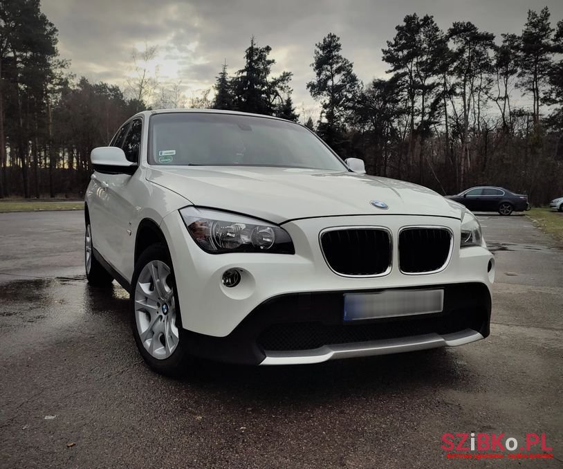 2011' BMW X1 photo #2