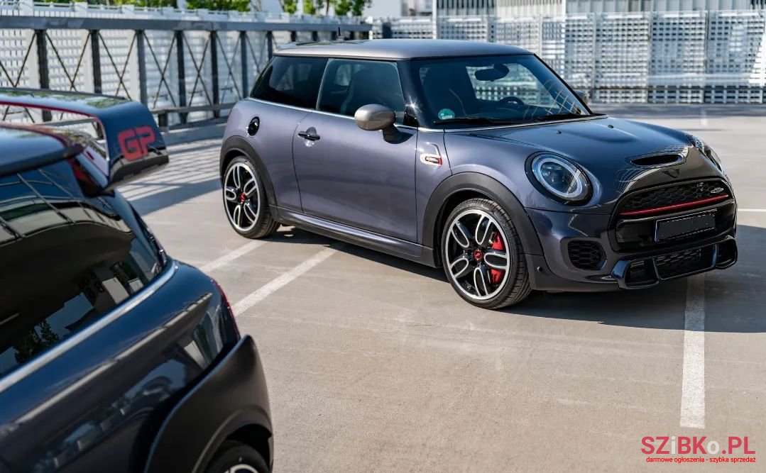 2020' MINI John Cooper Works photo #5