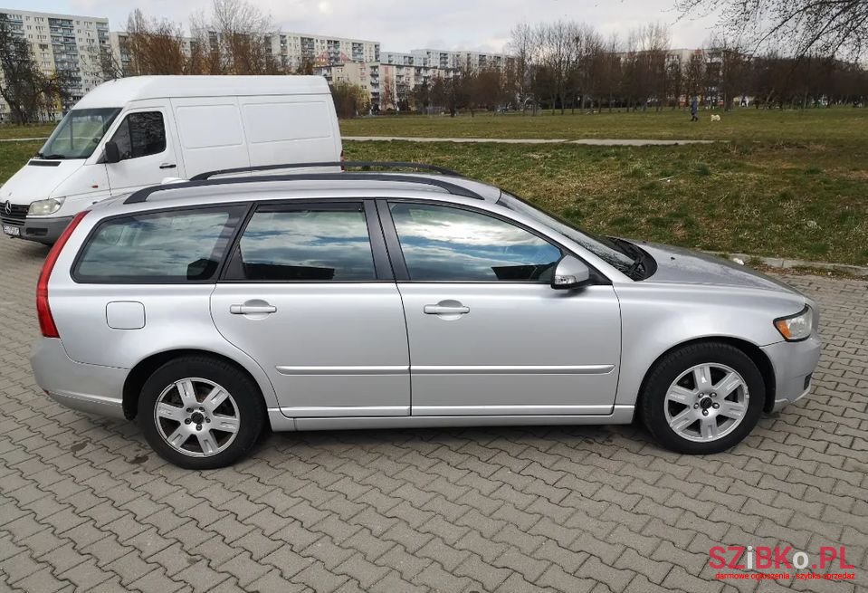 2009' Volvo V50 photo #3